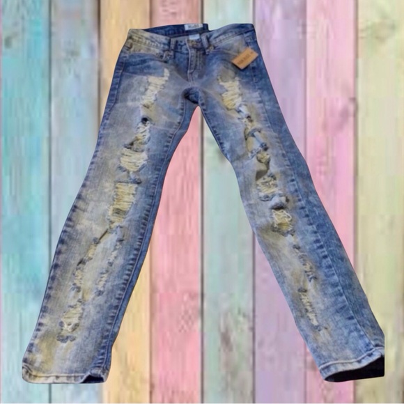 Mudd Denim - Mudd Blue Wash High Rise Distressed Skinny Jeans NWT